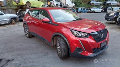 PEUGEOT 2008 2020 SOLO PER RICAMBI