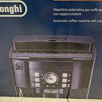 Macchina automatica per caffè De Longhi