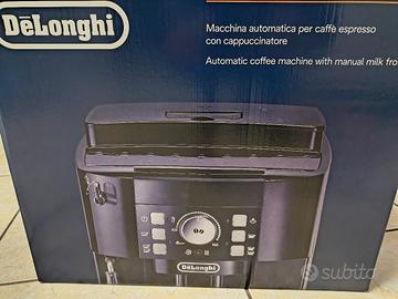 Macchina automatica per caffè De Longhi