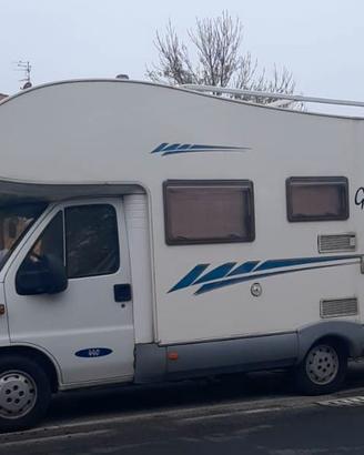Camper mansardato compatto BOLOGNA 5.99m