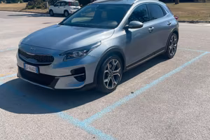 Kia xceed gpl HIGH TECH 120
