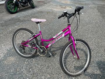 BICI USATA IN  UN OTTIM  STATO , PRONTA ALL’USO