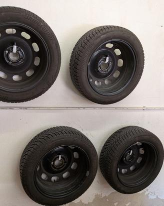 Gomme Invernali Bridgestone 195/55 R16 + Cerchi