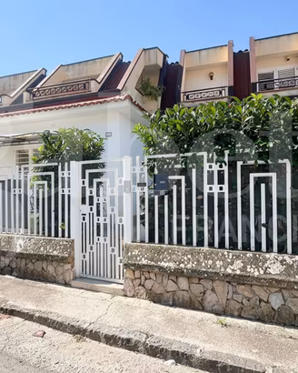 Casa Indipendente Bellona [Cod. rif 3327014VRG]