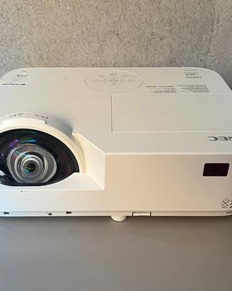 Videoproiettore NEC