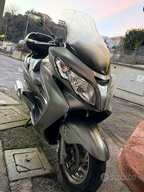 Suzuki burgman 400