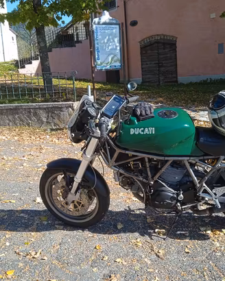 ducati cafè Racer 