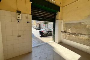 NEGOZIO A GRUMO NEVANO