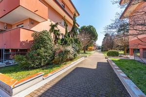 3 LOCALI A RESCALDINA