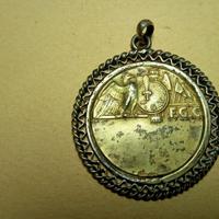 Medaglia sportiva storica F.G.C. argento e oro