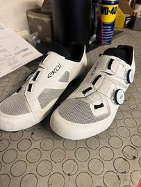 Scarpe ekoi r4 carbon