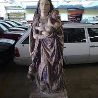 Statua In Legno Raffigurante La Madonna