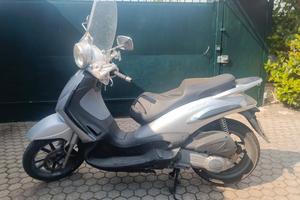 Piaggio Beverly 250 Tourer