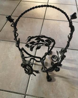 Porta vaso in ferro battuto