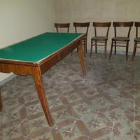 Tavolo, sedie e tavolino anni '40
