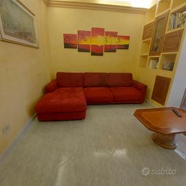 divano letto con materasso 2 posti piu pensiola 