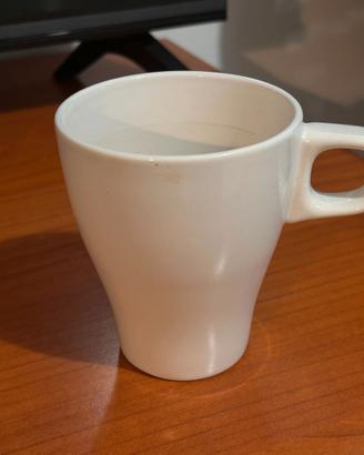 Tazza IKEA bianca in ceramica