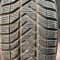 Pneumatici Pirelli. 205/55/16