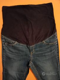 Pantaloni premaman
