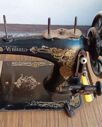 Macchina per cucire "William" anni 50
