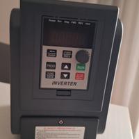 inverter - VFD Ingresso monofase Uscita monofase U