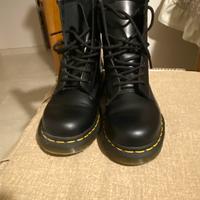 Dr.Martens