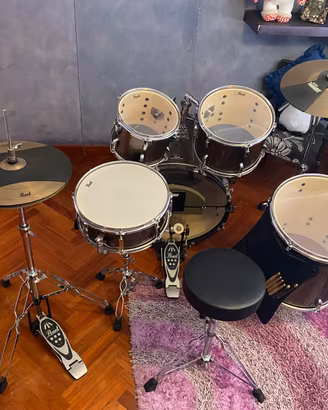 Batteria Pearl Roadshow