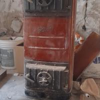 Stufa vintage in ghisa a gas