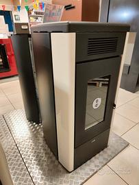 Stufa a pellet cadel Atena 14kw canalizzata
