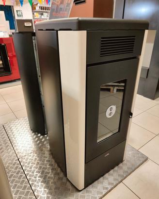 Stufa a pellet cadel Atena 14kw canalizzata