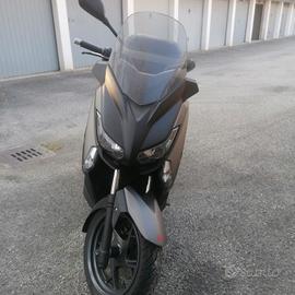 XMAX 250cc