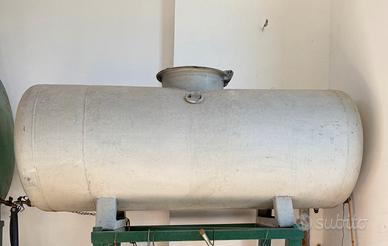 Cisterna in acciaio 1000l