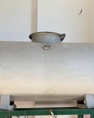 Cisterna in acciaio 1000l