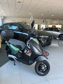 Piaggio - 1 - Active