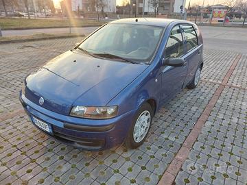 FIAT PUNTO EL 2001