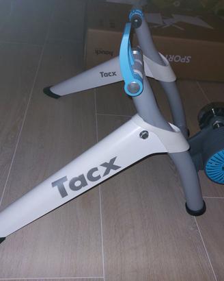 Rulli Tacx Flow smart per allenamento in bici indo
