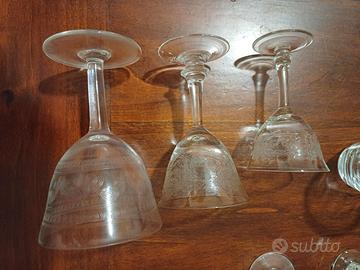 Bicchieri di cristallo cesellati