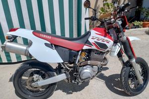 Yamaha TTR600 