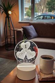 Lampada LED romantica con 3 Cuori Intrecciati