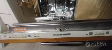 lavastoviglie ariston digital