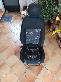 sedile sinistro Fiat Qubo/Citroen Nemo/ Beeper 