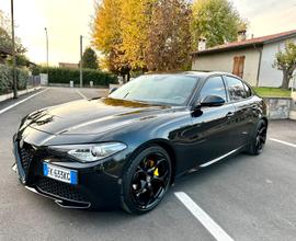 ALFA GIULIA 2.2 TURBODIESEL 180 cv VELOCE 2017