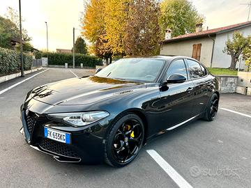 ALFA GIULIA 2.2 TURBODIESEL 180 cv VELOCE 2017