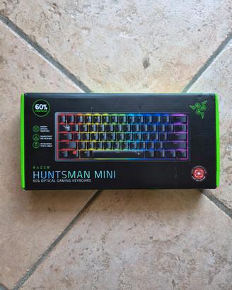 RAZER Huntsman Mini Switch rossi, Layout FR