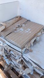 Stock di piastrelle e rimasugli 