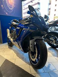 Yamaha R1