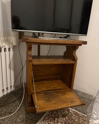 Carrello porta tv arte povera