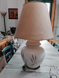 lampada da tavolo in ceramica con posacenere
