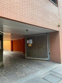 Box ( M3 Dergano ) Via cesare brivio,32