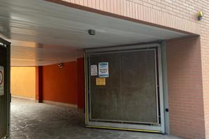 Box ( M3 Dergano ) Via cesare brivio,32